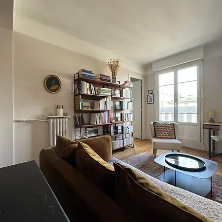Appartamento Parisien Vue Sur Tour Eiffel Parigi