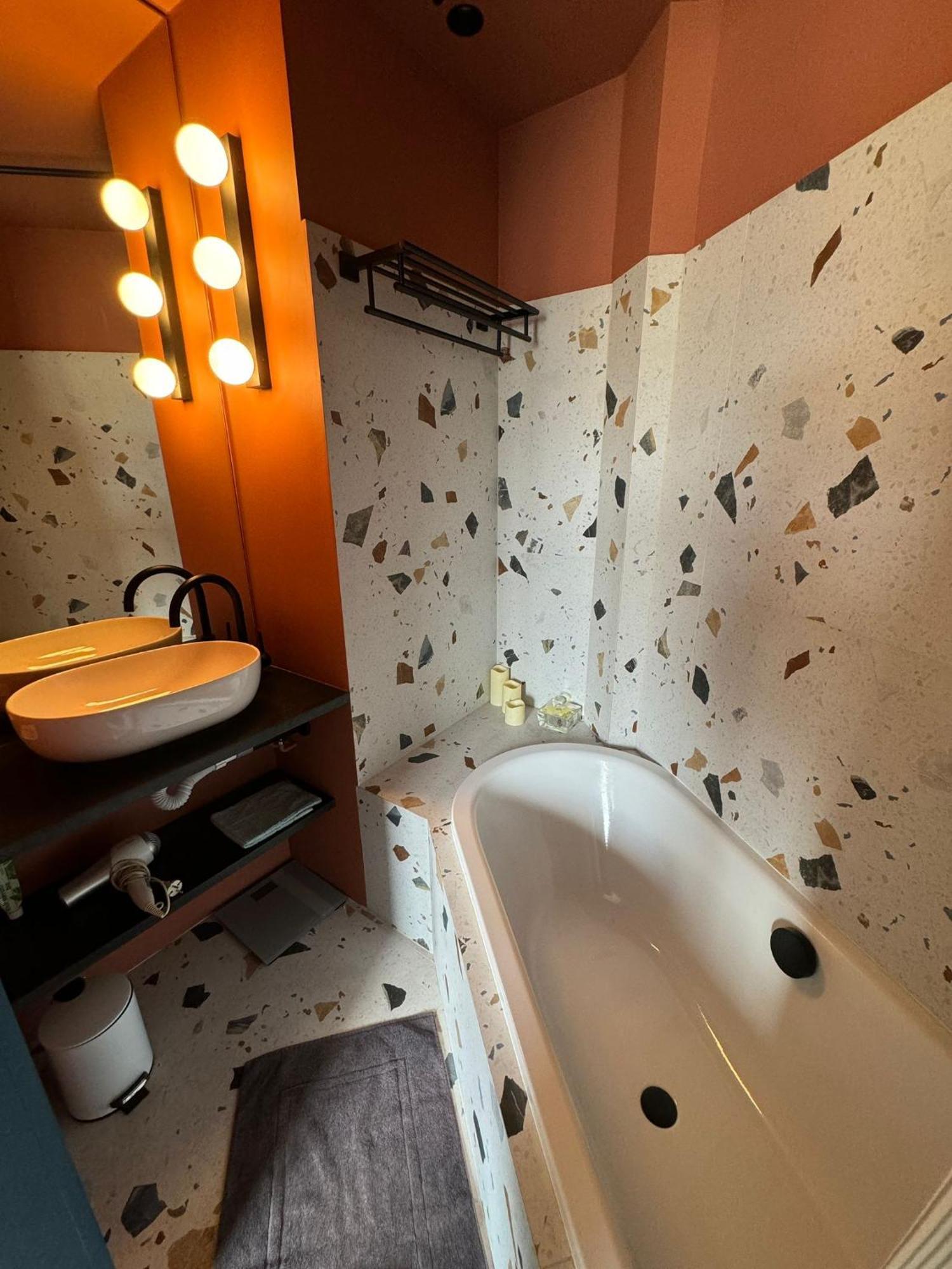 Apartment Parisien Vue Sur Tour Eiffel